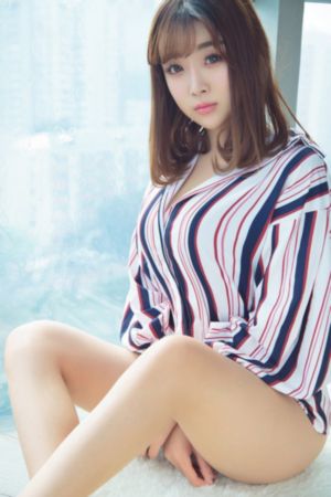 萌白酱馒头一毛无线天旗袍